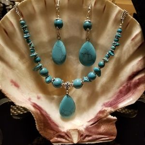 Turquoise Howlite Teardrop Necklace/Earring Set…